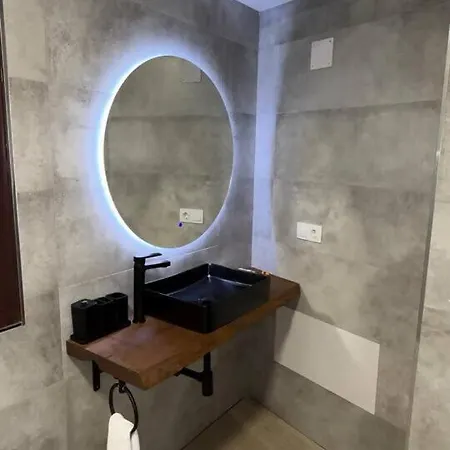 Premium Luxury Muralla De 2.3